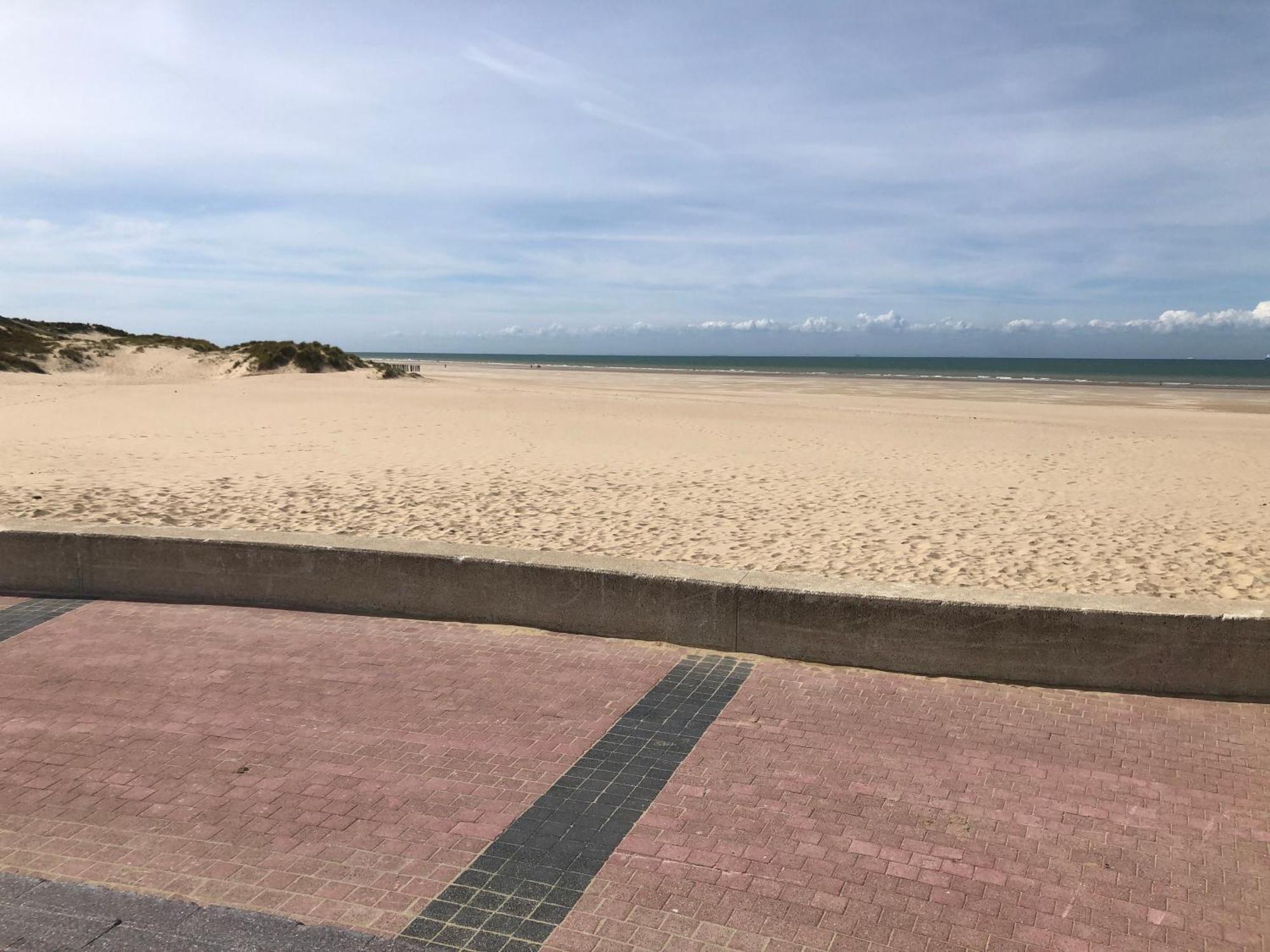 Le Bord De Mer Calais Exterior foto
